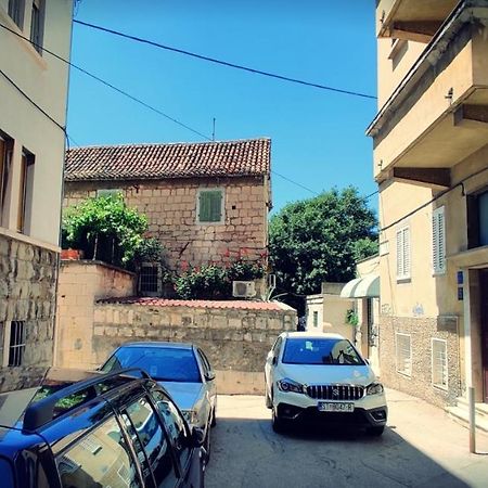 Happy Sun Hotel Split Bagian luar foto