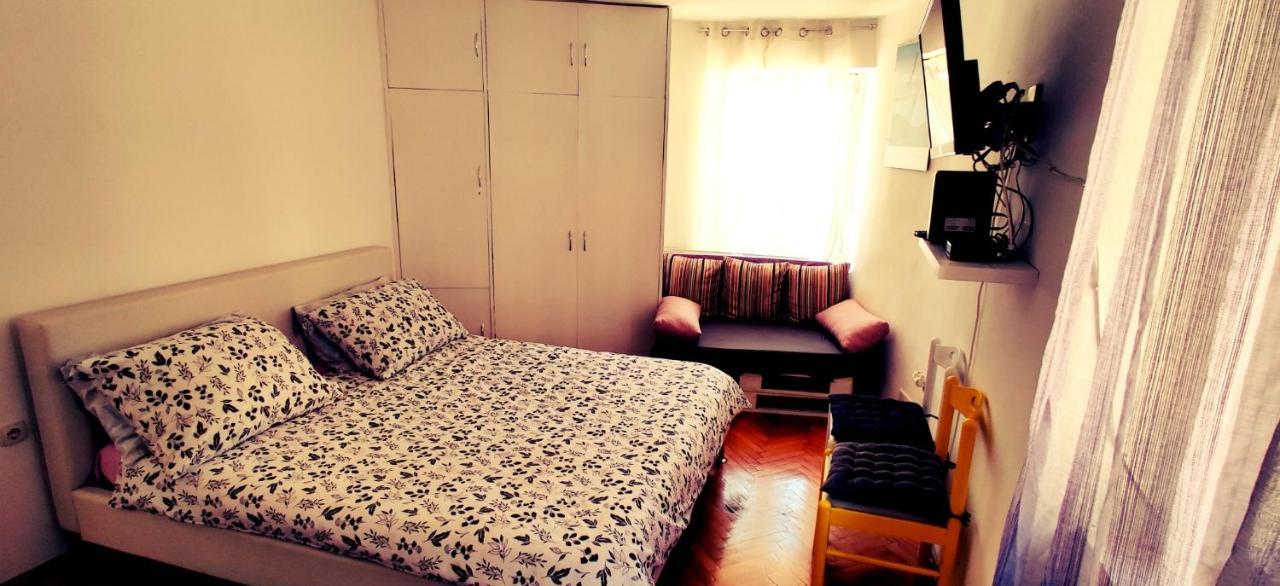 Happy Sun Hotel Split Bagian luar foto
