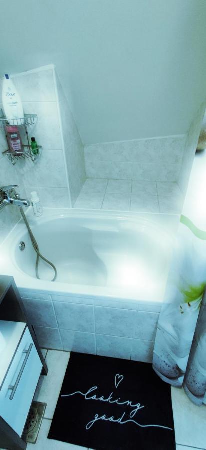 Happy Sun Hotel Split Bagian luar foto